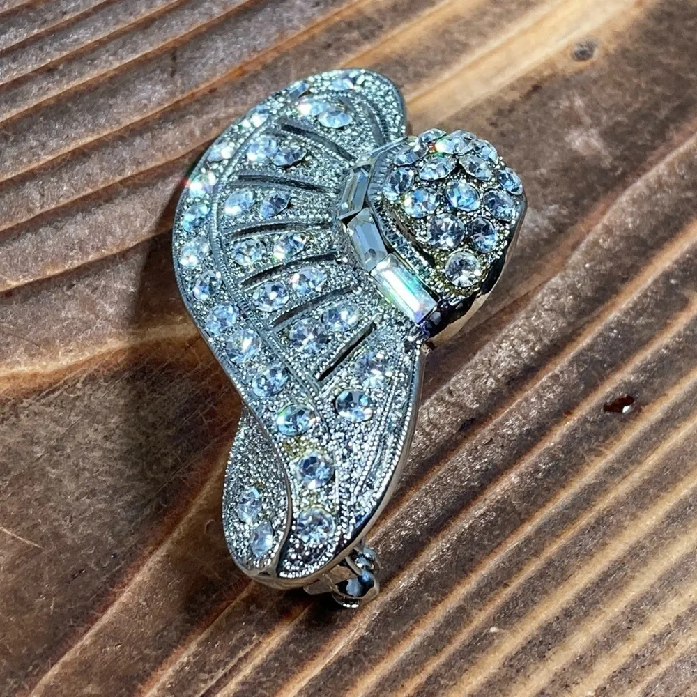 Unsigned elegant silver